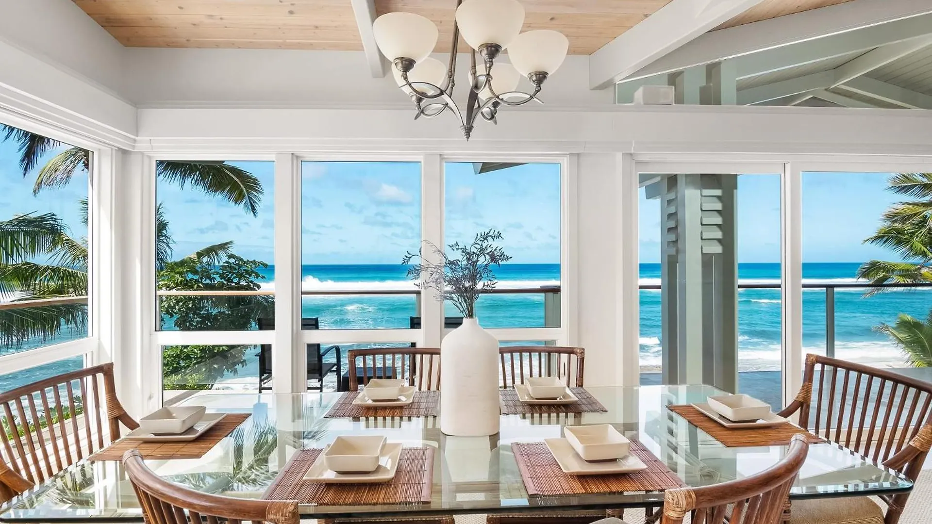 Beachfront Retreat W Ocean Views Bikes Balconies Ocean Haven By Avantstay Haleiwa 0*,