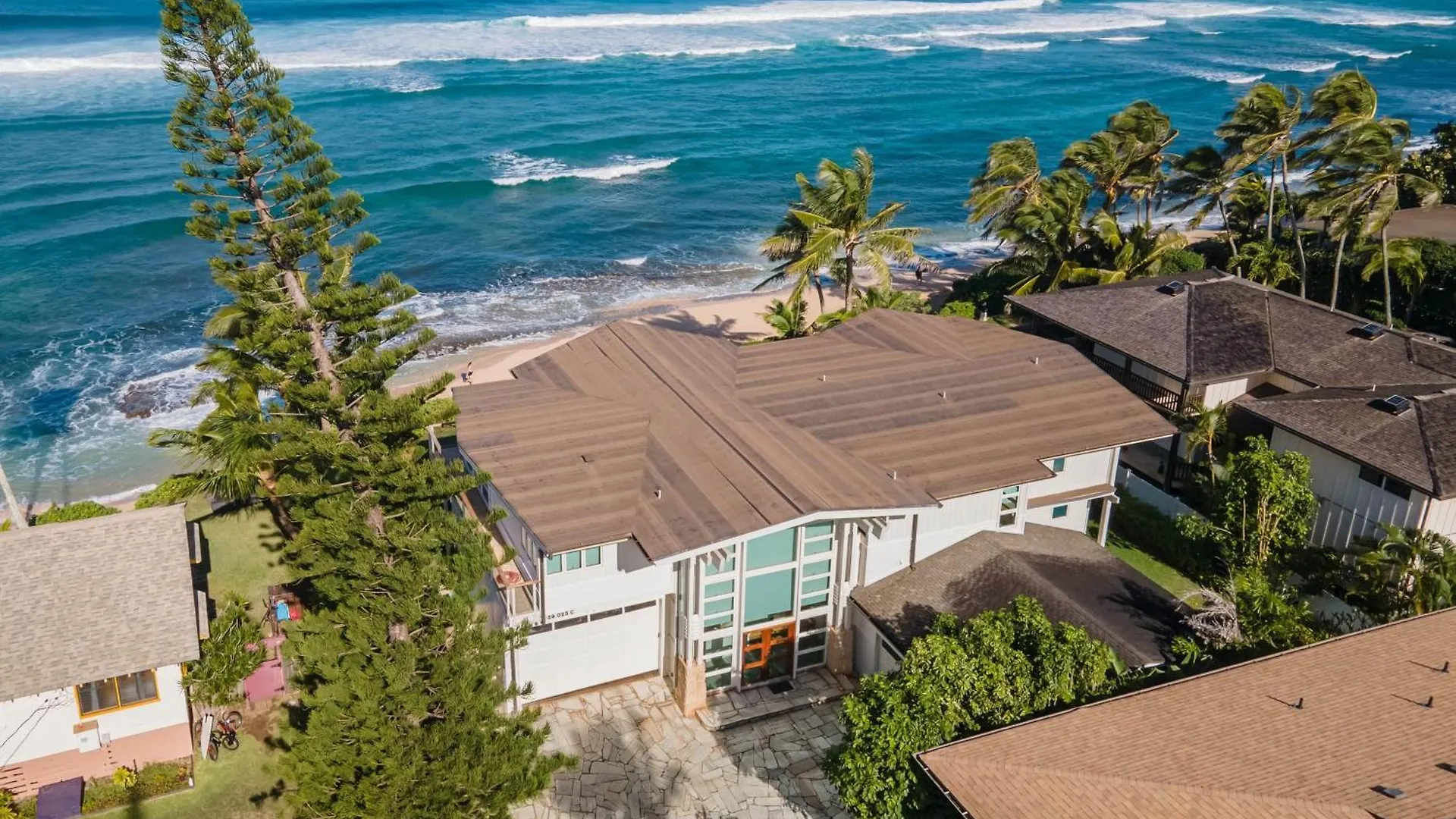 Beachfront Retreat W Ocean Views Bikes Balconies Ocean Haven By Avantstay Haleiwa
